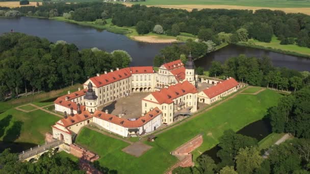 Top view of the Nesvizh Castle in the daytime.Belarus — Stock Video
