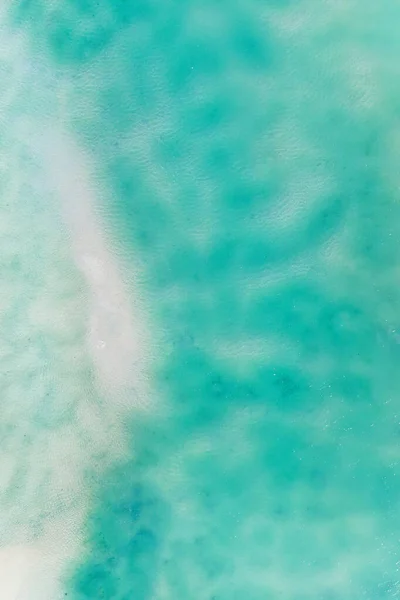 Vista Dall Alto Una Spiaggia Tropicale Onde Che Infrangono Una — Foto Stock