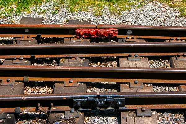 Železniční Zařízení Montáž Upevnění Kolejnice Mechanismus Účasti Železnici Natáčení Dětské — Stock fotografie