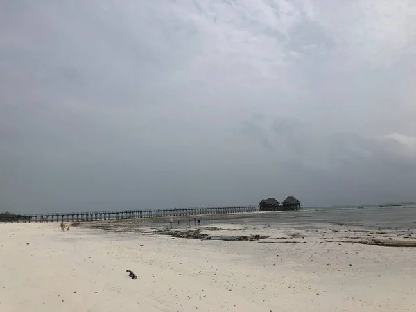 Costa Oceano Índico Casas Madeira Palafitas Refluxo Fluxo Ilha Zanzibar — Fotografia de Stock