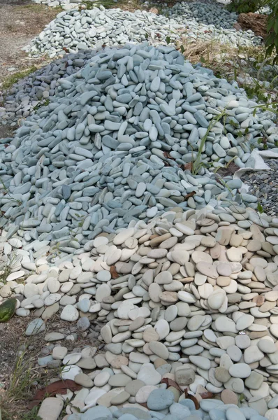 Guijarros azules en la playa de Pengajawa Flores Indonesia — Foto de Stock