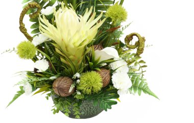 Buket yapay çiçek saksı, izole