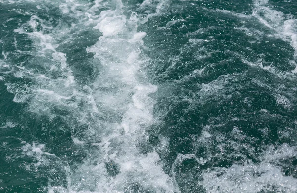 Coda del mare dal motoscafo — Foto Stock