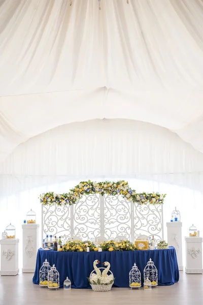 Düğün dekor mavi sarı — Stok fotoğraf