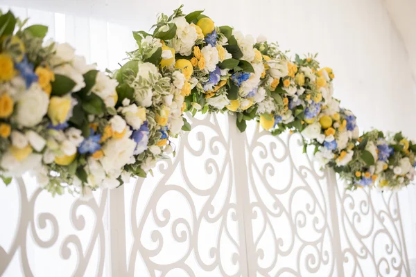 Detalhes do casamento registo de flores — Fotografia de Stock