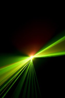 Lazer ışını siyah bir arka plan