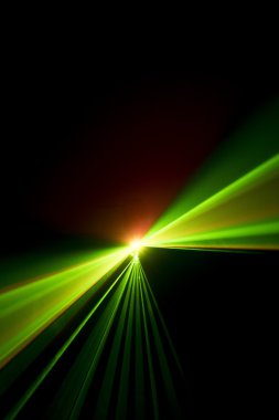Lazer ışını siyah bir arka plan