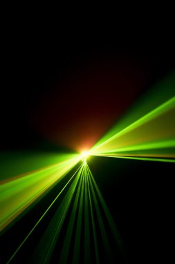 Lazer ışını siyah bir arka plan