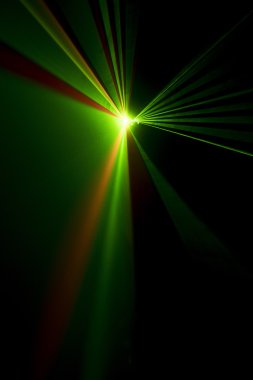 Lazer ışını siyah bir arka plan