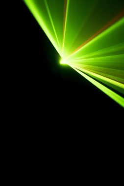 Lazer ışını siyah bir arka plan