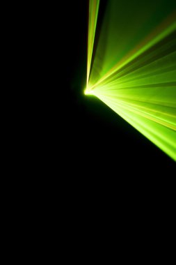 Lazer ışını siyah bir arka plan