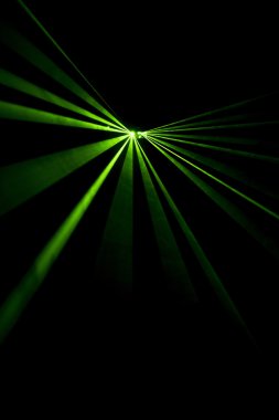 Lazer ışını siyah bir arka plan