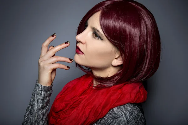 Woman showing nail polish art — Foto Stock