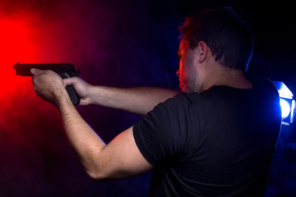 Policjant strzelanie karnych — Zdjęcie stockowe