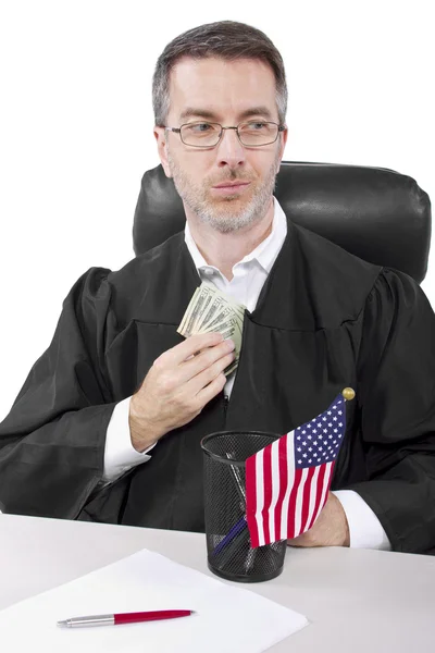 Sędzia biorąc pieniądze — Zdjęcie stockowe