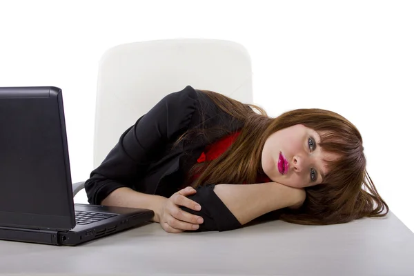 Sleepy joven empresaria en el trabajo — Foto de Stock