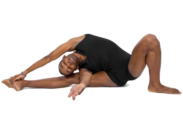 Manliga balett dansare visar flexibilitet — Stockfoto