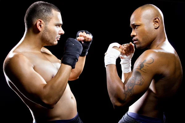 Boxeador negro con oponente latino — Foto de Stock