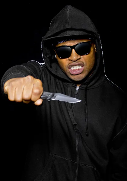 Thug dragen hoodie — Stockfoto