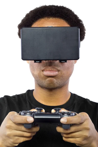 Masculino vestindo um fone de ouvido realidade virtual — Fotografia de Stock