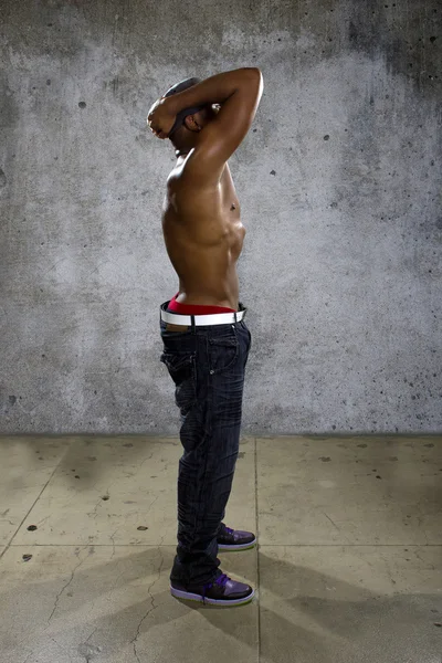 Muž, hip hop oblečení — Stock fotografie
