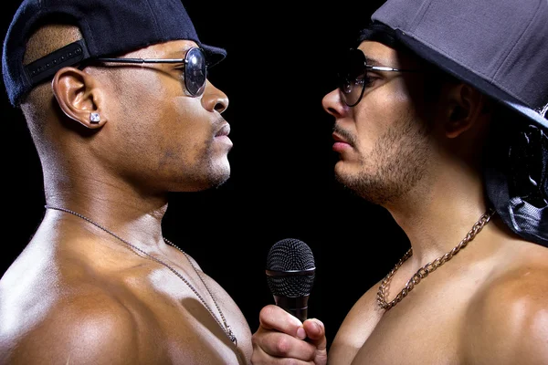 Two rappers with microphone — Stock Photo, Image