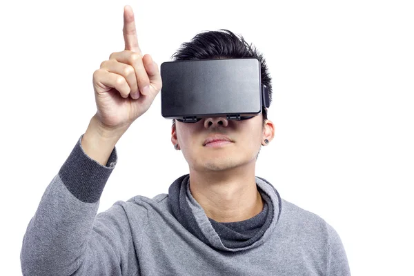 Man wearing virtual reality goggles — Stock Photo, Image