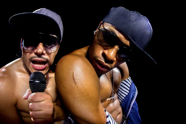 Raperos teniendo concierto de hip hop — Foto de Stock