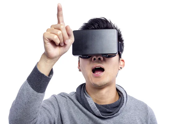 Férfi visel virtuális valóság szemüveg — Stock Fotó