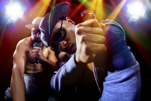 Rappers having hip hop concert — Stock Photo, Image