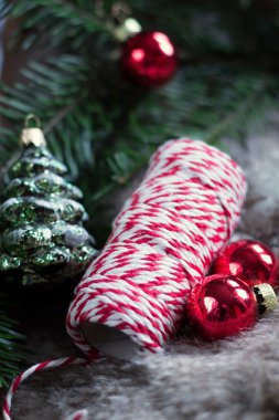 hediye paketleri ve baubles