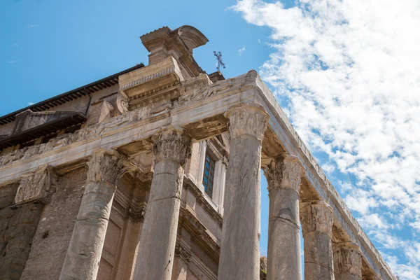 Ruínas romanas famosas em Roma — Fotografia de Stock