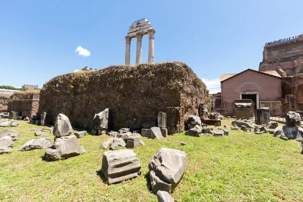 Berömda romerska ruiner i Rom — Stockfoto