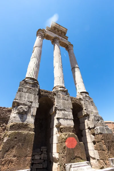 Ruínas romanas famosas em Roma — Fotografia de Stock