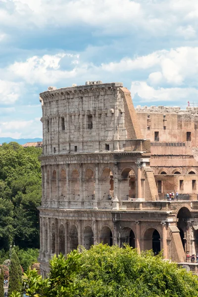 Colosseum in rome, italie — Photo