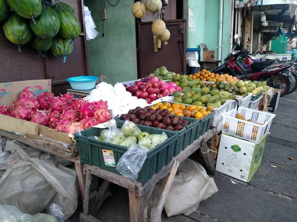 Tambora Yakarta Occidental Indonesia Octubre 2020 Frutería Lado Carretera —  Fotos de Stock