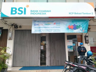 Tambun, Bekasi, Endonezya - (02-04-2021): BSI Bank Syariah Endonezya, hükümet tarafından yakın tarihte kurulan üç İslami bankanın birleşimi