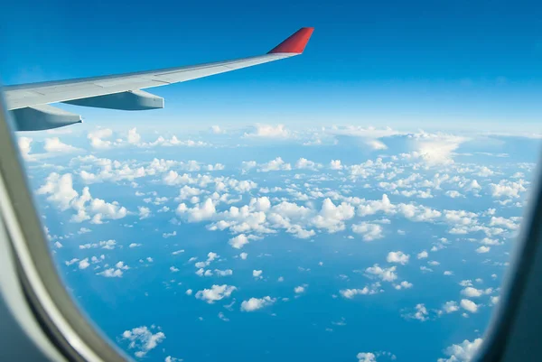 Aeroflot 'un uçağının penceresinden bak