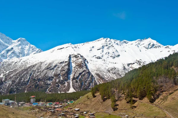 Det Underbara Panoramat Över Kaukasiska Berg Ryssland Nära Elbrus — Stockfoto