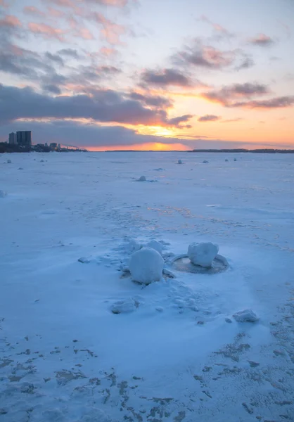 Puesta Sol Invierno Hielo Del Río Volga Samara Rusia —  Fotos de Stock