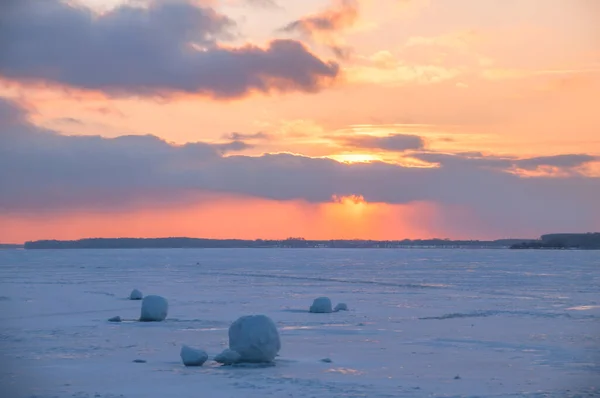 Puesta Sol Invierno Hielo Del Río Volga Samara Rusia —  Fotos de Stock