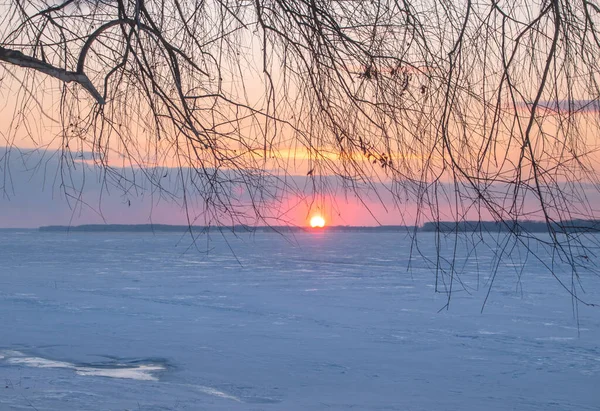 Puesta Sol Invierno Hielo Del Río Volga Samara Rusia —  Fotos de Stock