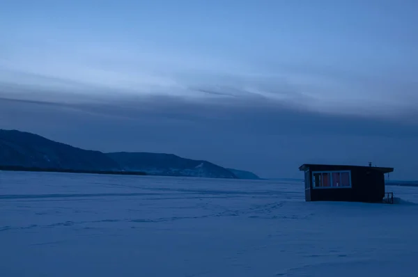 Puesta Sol Invierno Hielo Del Río Volga Región Samara Rusia —  Fotos de Stock