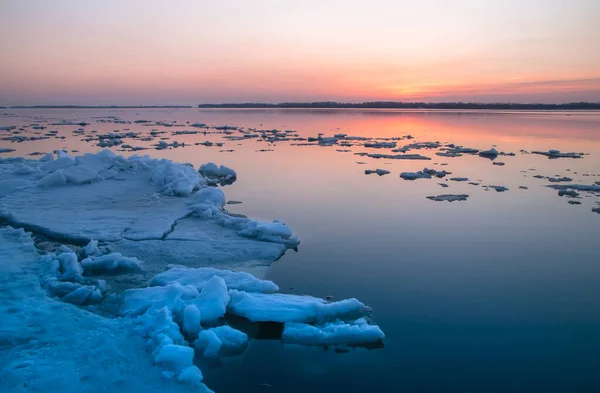 Deriva Gelo Muito Bonita Rio Volga Samara Cidade Rússia — Fotografia de Stock