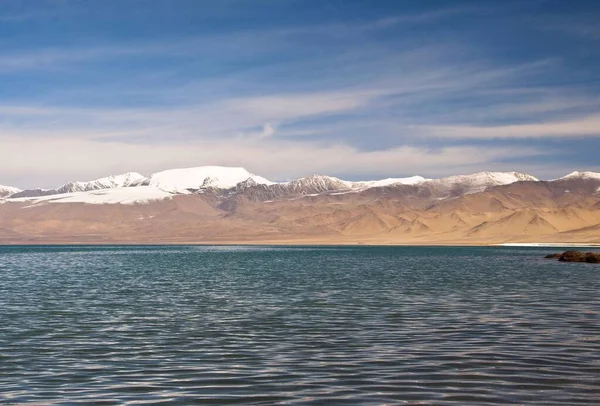 Belo Lago Alpino Karakul Perto Rodovia Pamir Tajiquistão — Fotografia de Stock