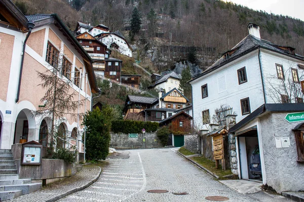 Hallstatt Rakousko Března 2017 Pohled Tradiční Domy Starém Městě Hallstattu — Stock fotografie