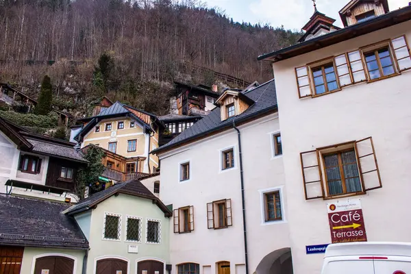 Hallstatt Rakousko Března 2017 Pohled Tradiční Staré Budovy Starém Městě — Stock fotografie