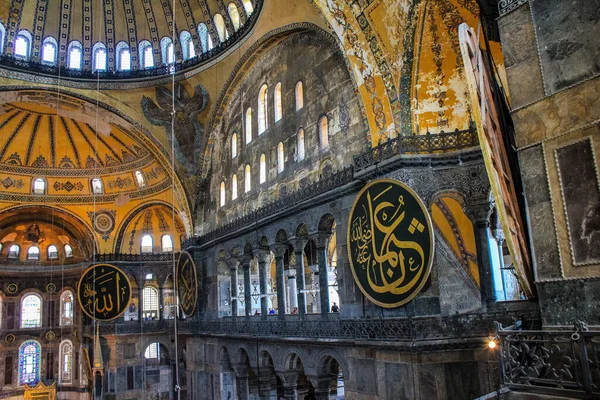 Istambul Turquia Maio 2013 Galeria Teto Ornamentado Paredes Santa Sofia — Fotografia de Stock