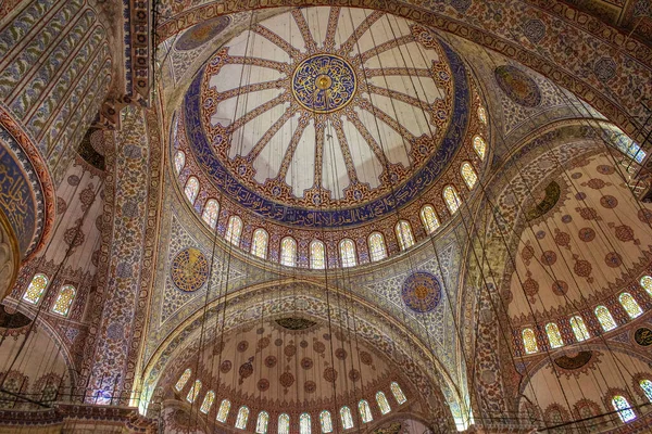 Istanbul Turquie Mai 2013 Vue Plafond Décoré Mosquée Bleue — Photo