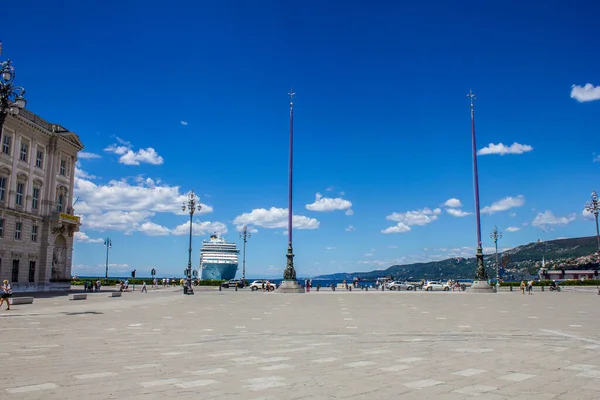 Trieste Italy 2017 Sunny Day Piazza Unita Ditalia — 스톡 사진